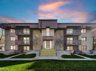 1500 N Rock Run Dr APT 1B, Crest Hill, IL 60403