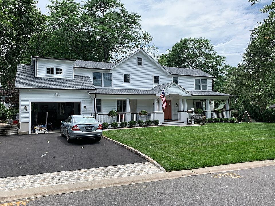1st image of 56 Cove Dr