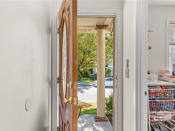3rd image of 6105 78th Ave NE
