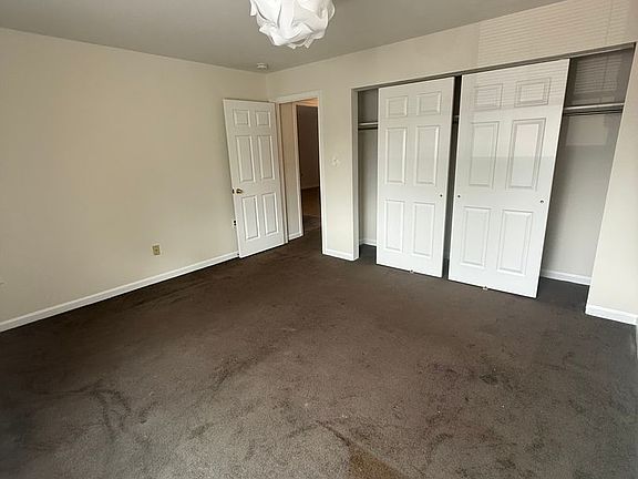 5th image of 228 N York Rd APT 4