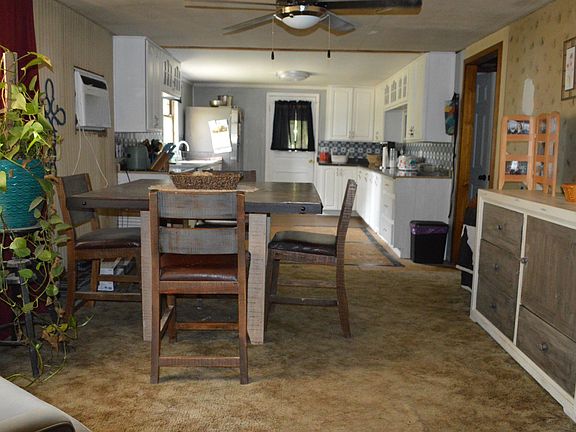 4th image of 8661 Northwood Ln