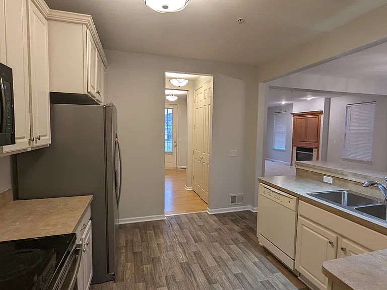 414 Filmore St #168 — Photo 7