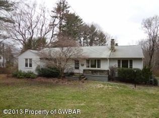 361 Overbrook Ave, Dallas, PA 18612