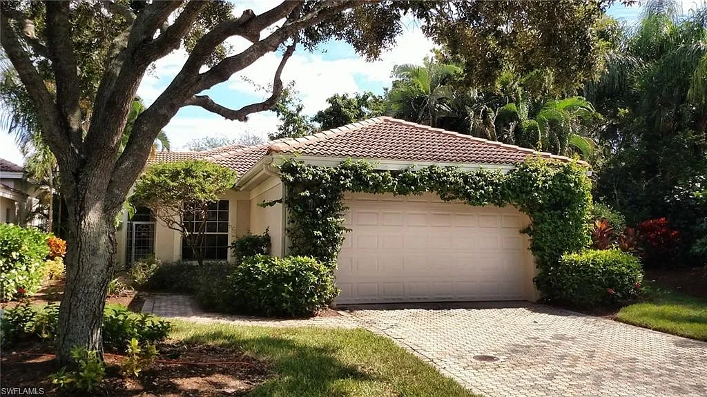 3 bed, 2.0 bath, 1990 sqft, $6,900 — Photo 3