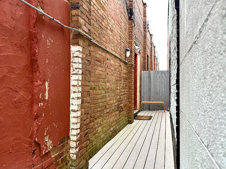 404 Main St E #VIEW OF MAIN ST — Photo 39