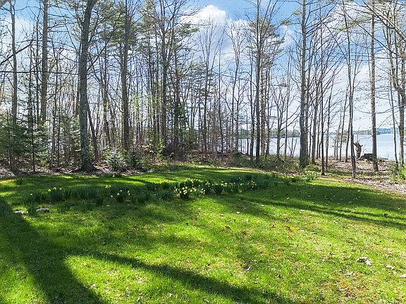 5th image of 217 Leadbetter Road