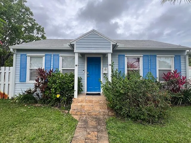 2 bed, 1.0 bath, 1116 sqft, $2,950 — Photo 1