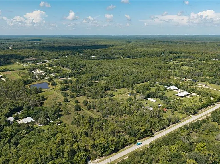 828 Sanctuary Rd — Photo 47