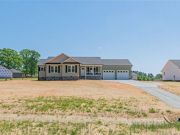 3rd image of 2047 Swicegood Rd