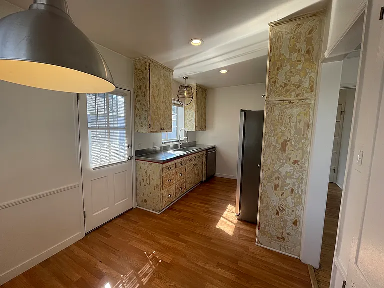 5959 Troost Ave — Photo 5