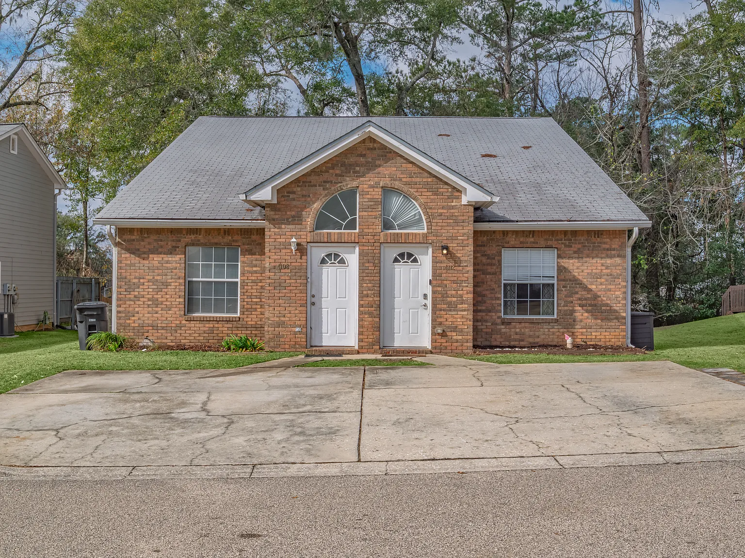 3 bed, 1308 sqft, $1,800 — Photo 3