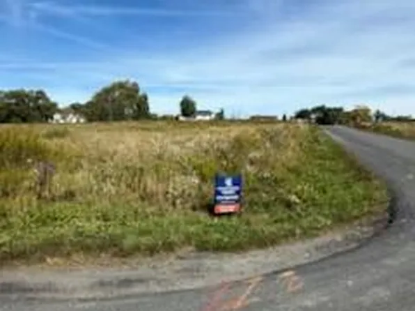 27 Elm St, Clarks Summit, PA 18411