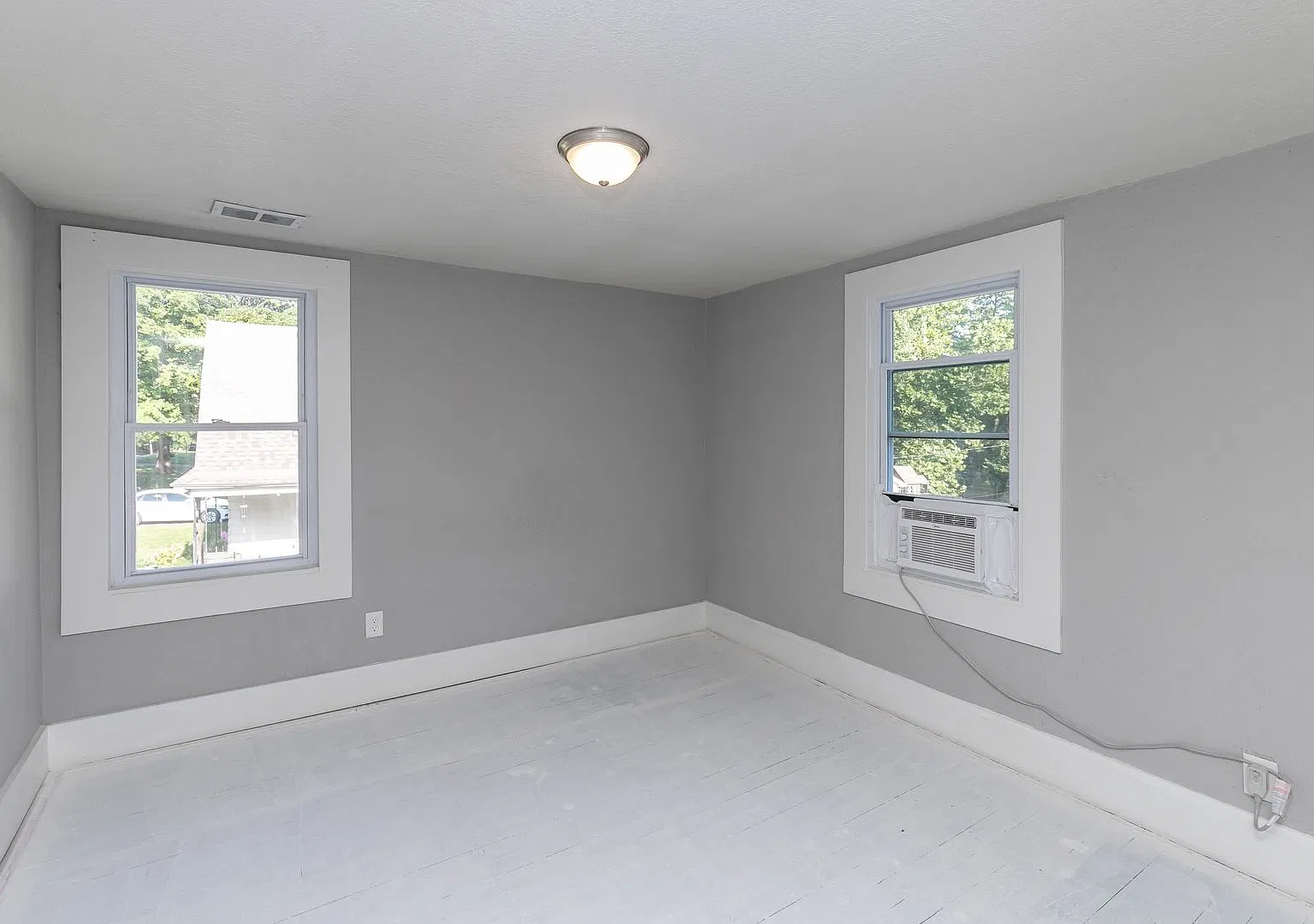 4 Bed 2 Bath Home in Harrisonville — Photo 3