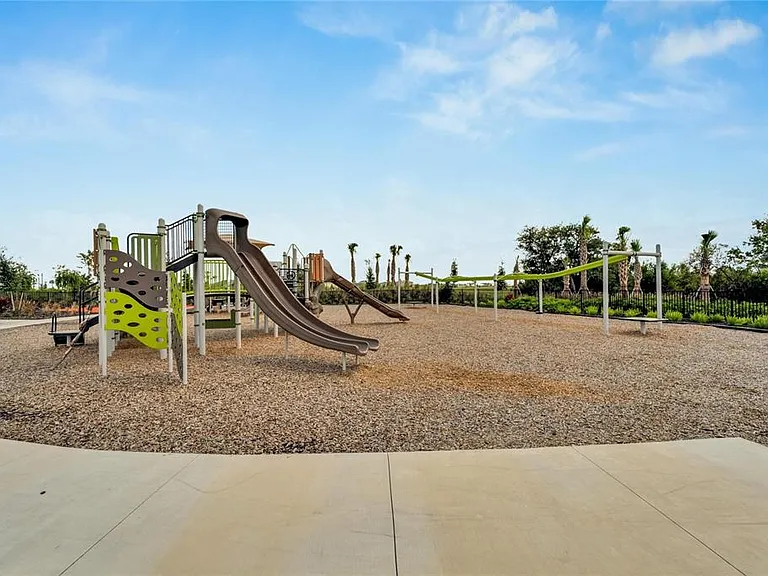 17444 Crescent Moon Loop — Photo 39