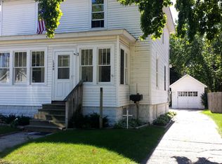 1240 Washington Ave, Grand Haven, MI 49417