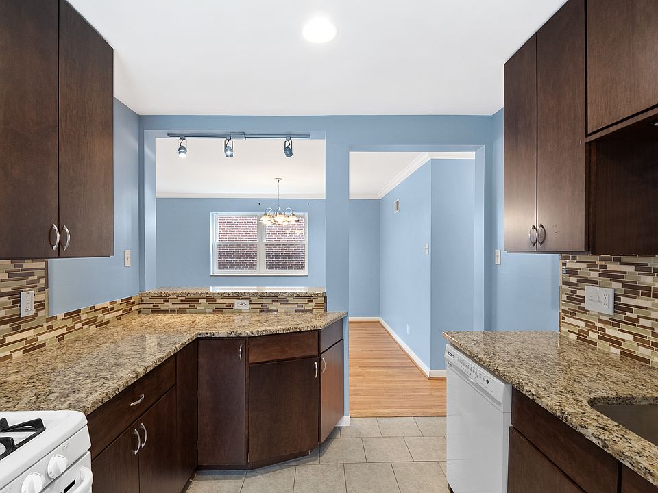 1st image of 7038 Dartmouth Ave APT B