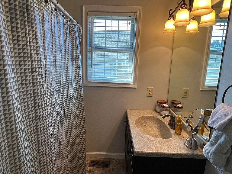 626 E Sherwood Hills Dr — Photo 12