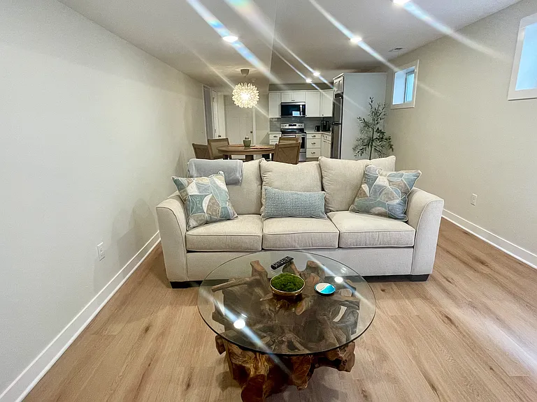 2442 Carrollton Ave #B — Photo 5