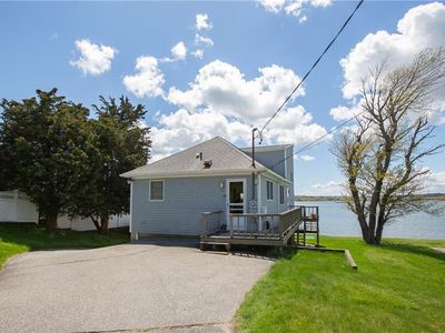 65 Hummock Ave, Portsmouth, RI, 02871