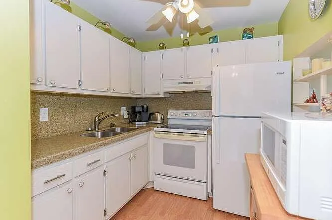 3362 Cynthia Ln #111 — Photo 6