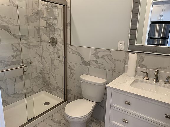 5th image of 6507 Bergenline Ave #3F