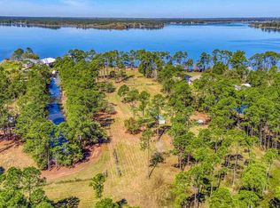 8120 Blackwater Dr, Milton, FL 32583