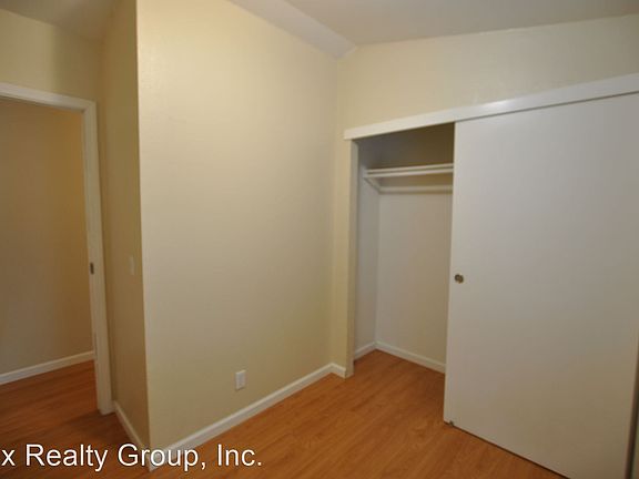 4th image of 551 Runnymede St
