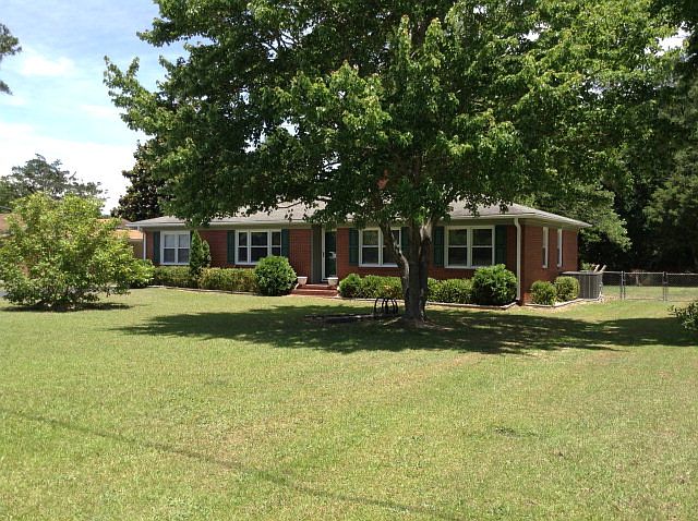 1st image of 130 Allison Dr