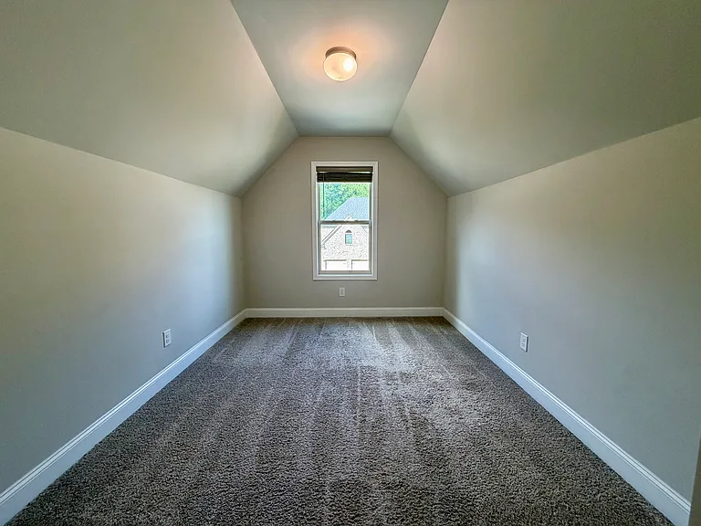 235 Sanctuary Dr — Photo 18