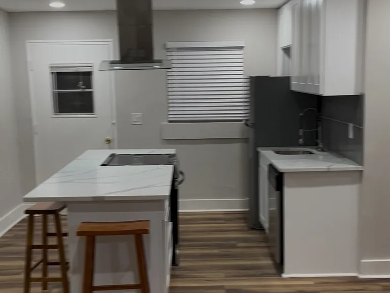 2434 Rugby Ave #B — Photo 3