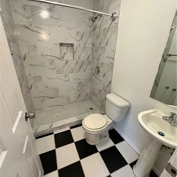 3703 W Zelma St #2 — Photo 4