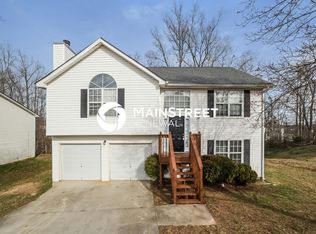 1156 Misty Meadows Ln, Hampton, GA 30228