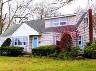 78 Lakeland Ave, Patchogue, NY 11772