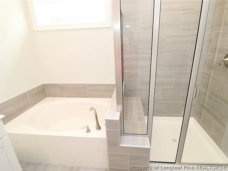 1015 Gemstone Way — Photo 27