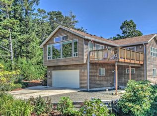 1345 SW Ocean Ter, Waldport, OR 97394