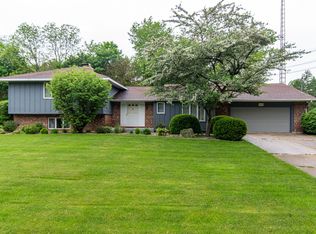 614 Topinabee Rd, Niles, MI 49120