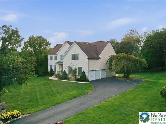 3rd image of 1422 Morningside Dr