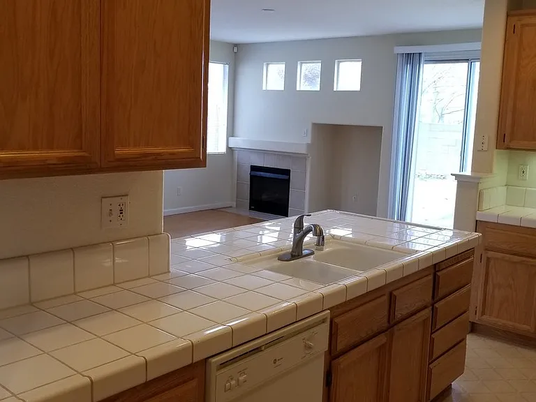 2756 Red Clover Way — Photo 8