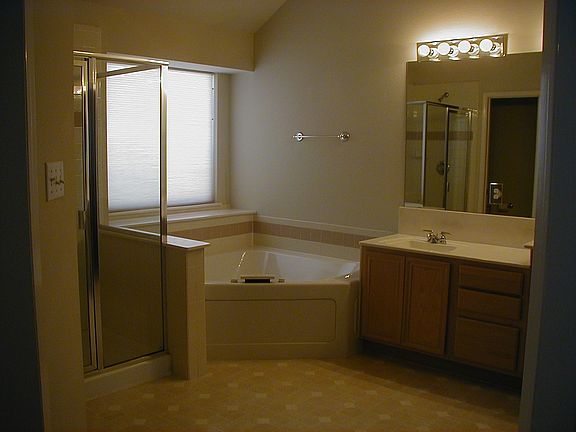 5th image of 7109 Stone Canyon Ct