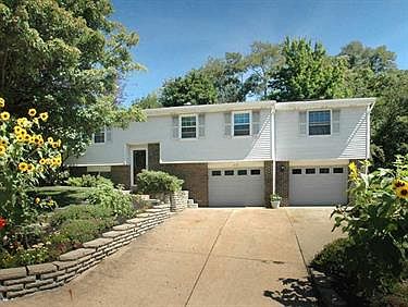 1st image of 479 Rosanne Dr