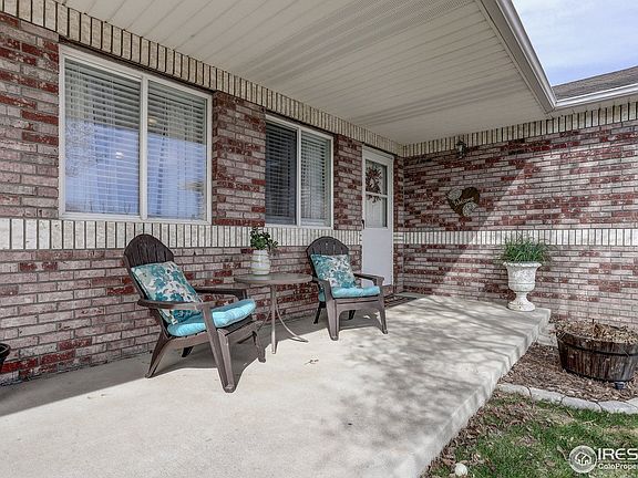 3rd image of 164 Calabria Dr