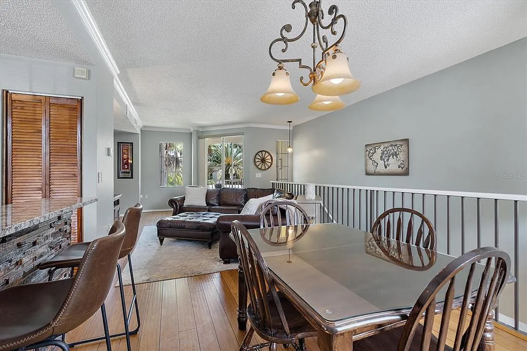 1 bed, 906 sqft, $1,800 — Photo 3