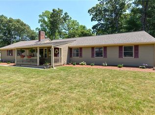 22 Hazelton Rd, Barrington, RI 02806
