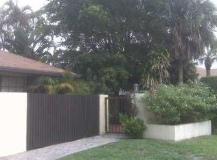 570 SW 28th Ave, Delray Beach, FL 33445