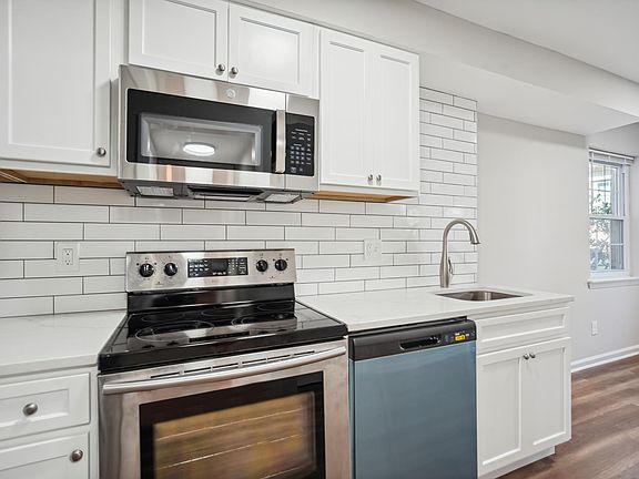 2nd image of 9723 Hagel Cir