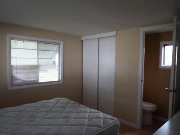 4th image of 2552 NE Turner Ave Lot 054