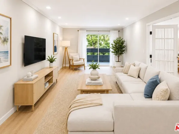 2700 Cahuenga Blvd #4220, Los Angeles, CA 90068