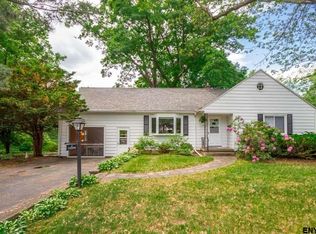 10 Brookwood Dr, Latham, NY 12110