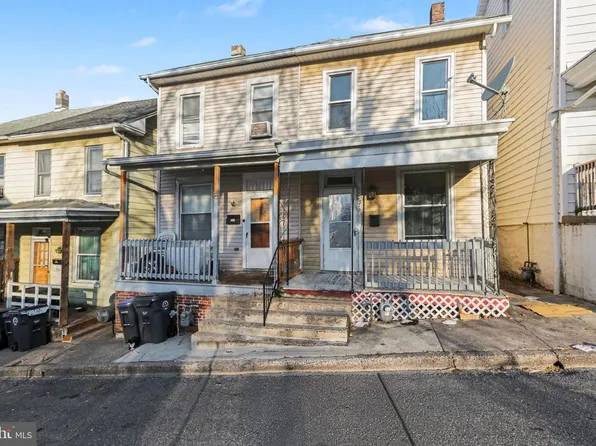 335 Poplar St, Steelton, PA 17113