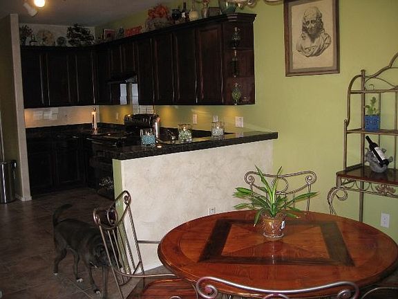 Breakfast area open to kitchen